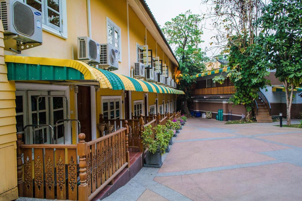 Rinrada Resort Csiangmaj Kültér fotó